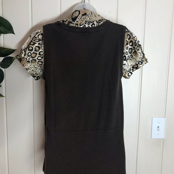 AGB Brown & Cheetah Animal Print Blouse 
Size Large 10 - 12
55% Ramie 45% Cotton - Picture 12 of 12